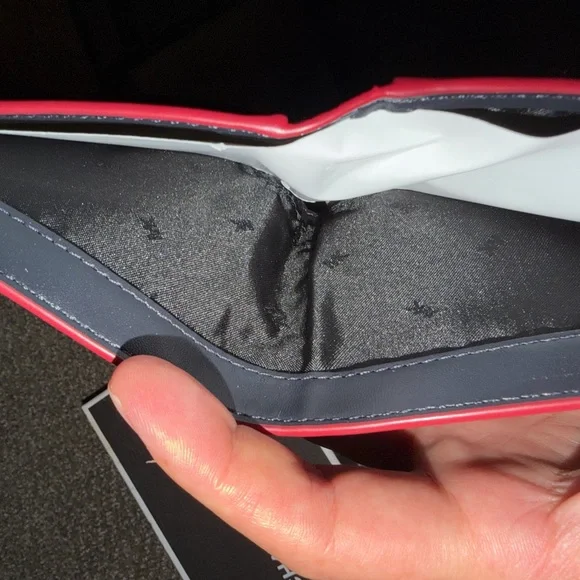 Michael Kors Navy and Red Card Holder - Picture 6 of 8